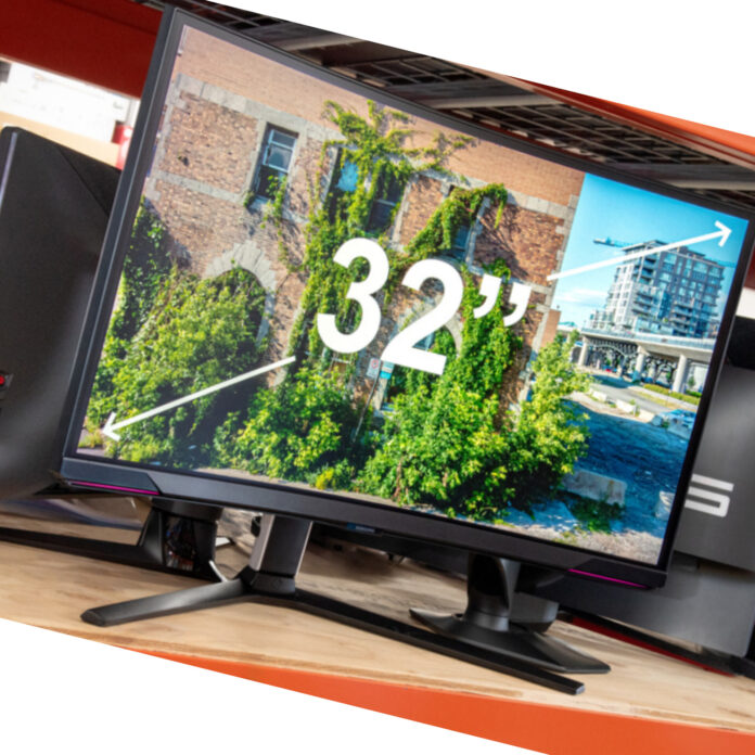 32 Inch Monitor