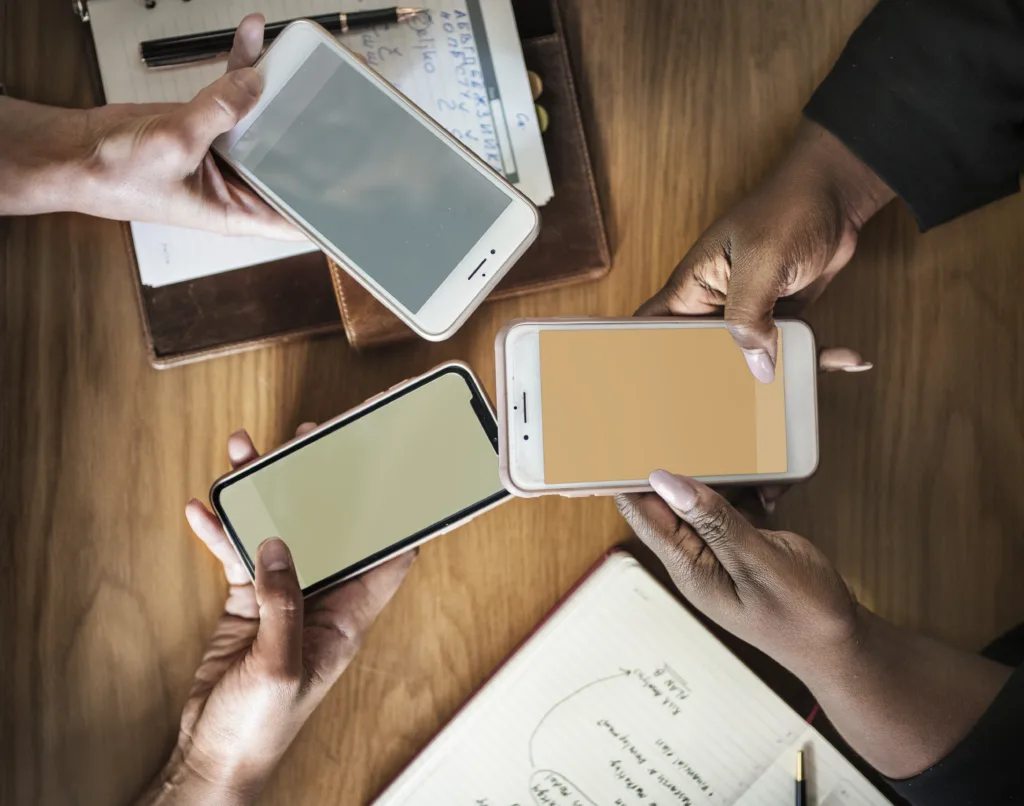 Best Phones 2025: Expert Reviews of Android and iPhone Models