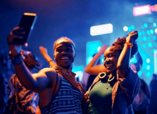 PartyVest: The Ultimate Party App Helping Nigerians Organize and Discover Parties, and Connect With Others People having a party Image source: Shutterstock