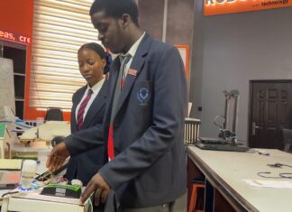 Premiere Academy Students Win FCT Renewable Energy Contest Premiere Academy School Students showcasing their Renewable Energy Innovation Image source: Businessday