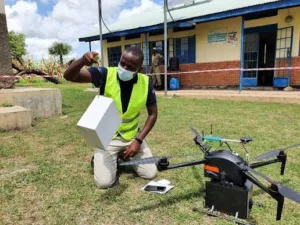 A Breakdown of Nigeria's Policies and Regulations for Startups that Use Drone Technology 1 An operator attaching load on a droneImage source: Makerere University, Kenya