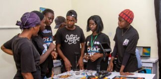 Nigeria’s Education Ministry Rolls Out ₦50 Million Equity-Free Grant to Student Innovators Nigerian student innovators in a robotics lab. Credit: The Christian Science Monitor Image source: https://www.csmonitor.com/Perspectives/Making-a-difference/2024/0617/nigeria-deaf-technology-foundation-robotics
